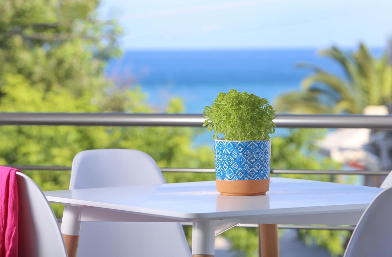 Golden Beachside Terrace Hriszí Amudiá Kültér fotó